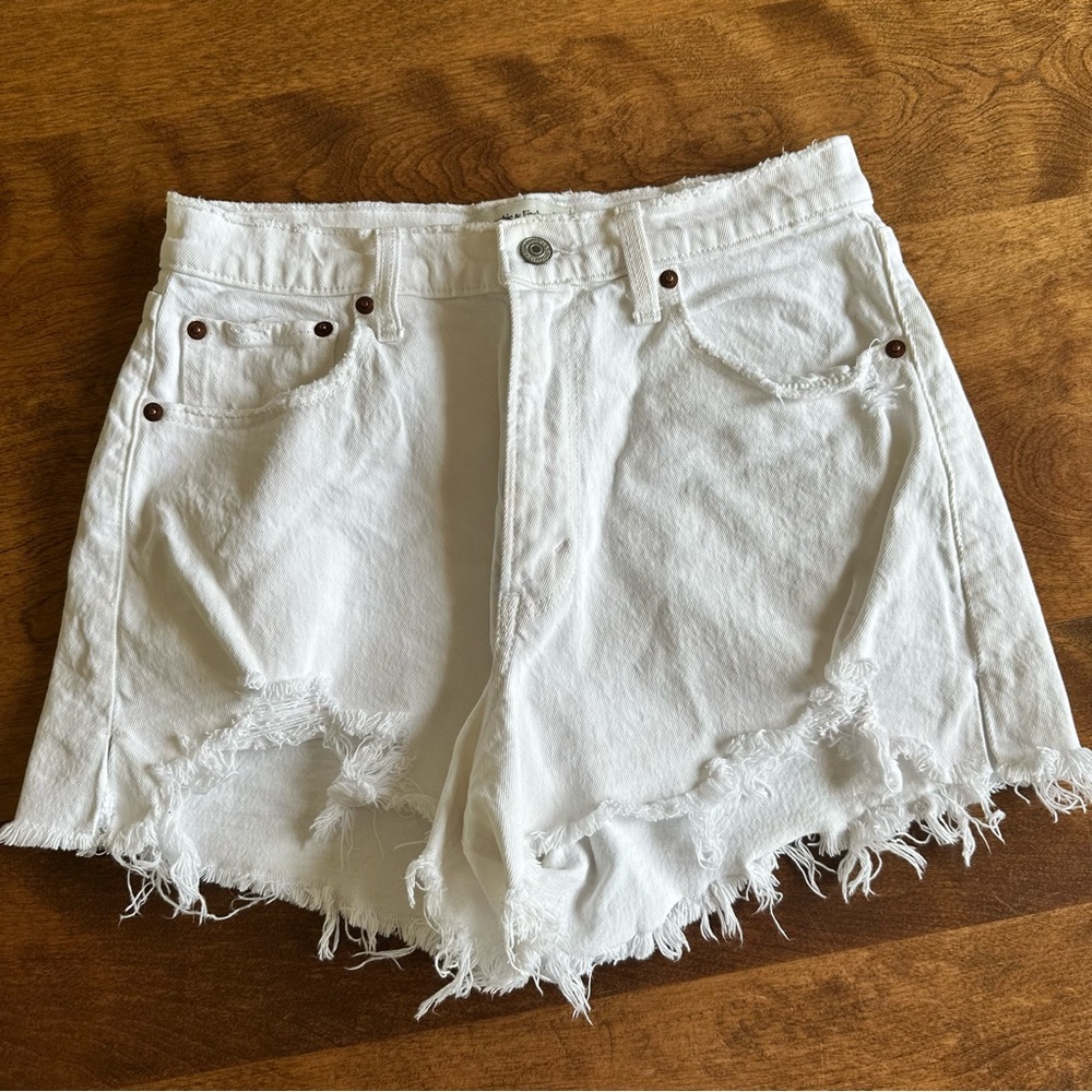 Abercrombie Cutoff Short High Rise Curve Love